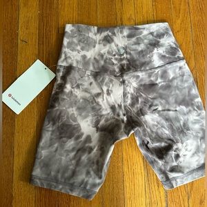 SOLD Lululemon align 8” shorts